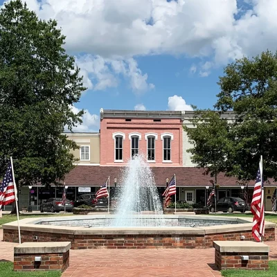 Born to Roof serves Monticello, Arkansas, in Drew County